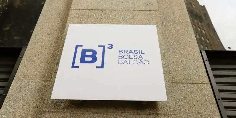 Ibovespa cai pela 8ª vez; dólar, petróleo e agenda econômica estão no radar